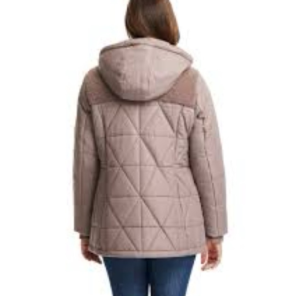 ASHLEY STEWART Tan Hooded Puffer Jacket Size 2X Poly-Fill Coat NEW $160 msrp - Picture 2 of 3